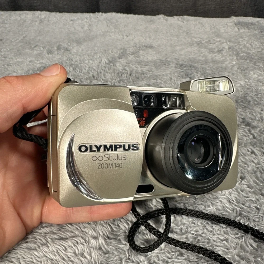 Olympus Stylus Zoom 140 Handheld Compact Point & Shoot 35mm Film Tested Camera